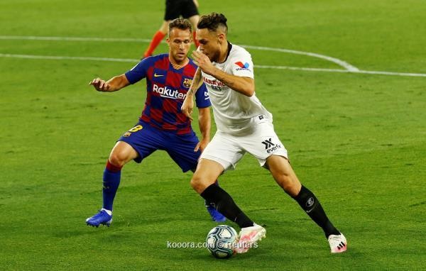 بالصور.. إشبيلية يزلزل صدارة برشلونة ويقدم هدية للريال