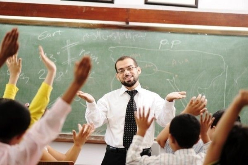 اتحاد المعلمين يكشف سبب وقف المشاركة في دورات "التعليم عن بعد"