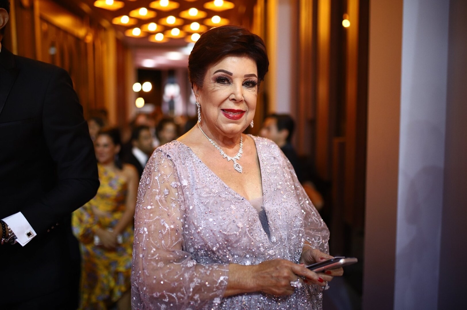 بالفيديو: تفاصيل الساعات الأخيرة للفنانة الراحلة"رجاء الجداوي" سبب الوفاة يصدم الجميع:
