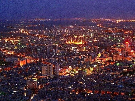 شاهدوا: رجل "سوري" يقتل زوجته بمطرقة حديدية والسبب غريب جدا!