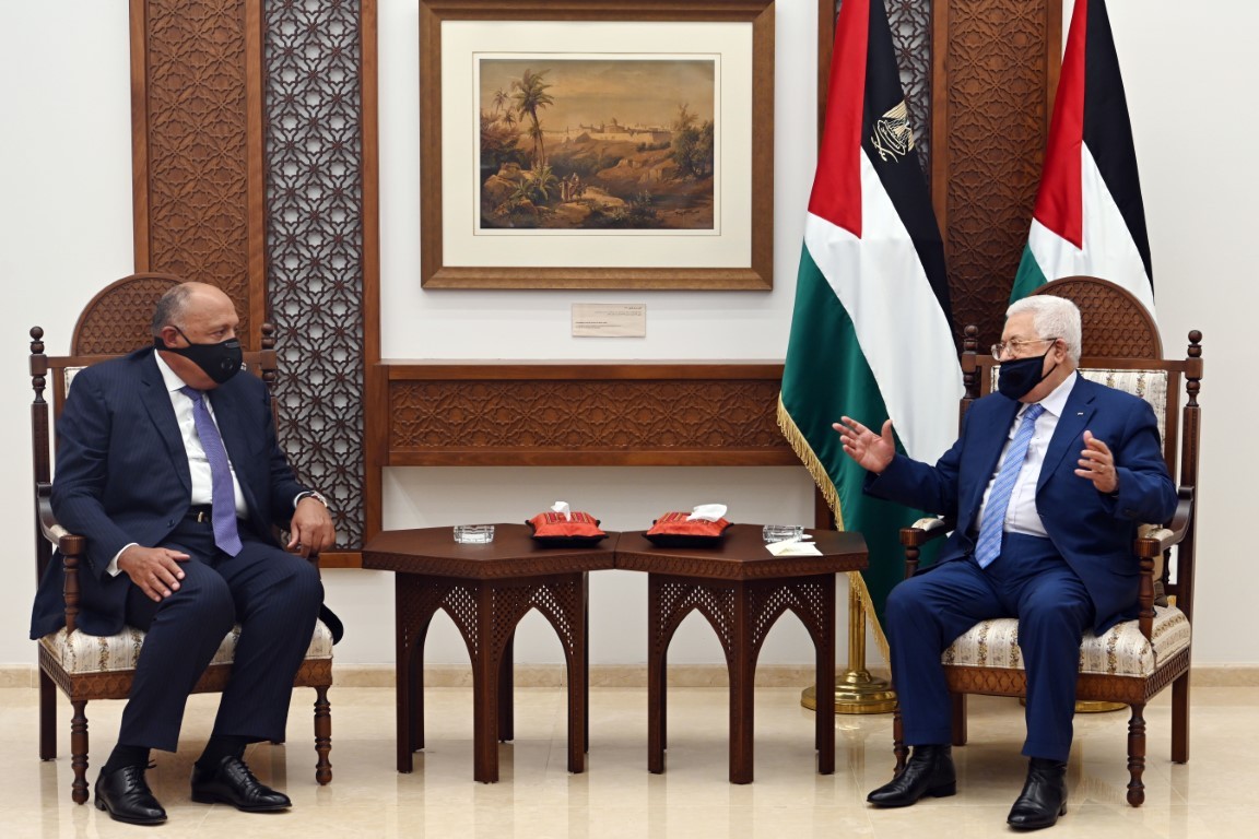 بالفيديو: تفاصيل لقاء  الرئيس مع وزير الخارجية المصري برام الله
