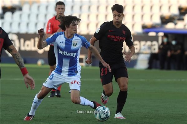 بالصور : اشبيلية يكتسح ليجانيس بثلاثية ويعزز اماله باللعب في دوري الابطال