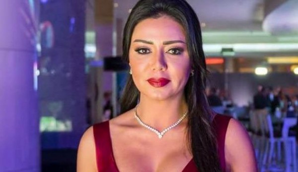 بالفيديو: تدريبات رياضية شاقة للممثلة المصرية "رانيا يوسف"