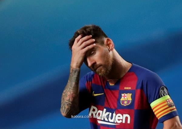 ميسي يدرس بجدية الرحيل عن نادي برشلونة