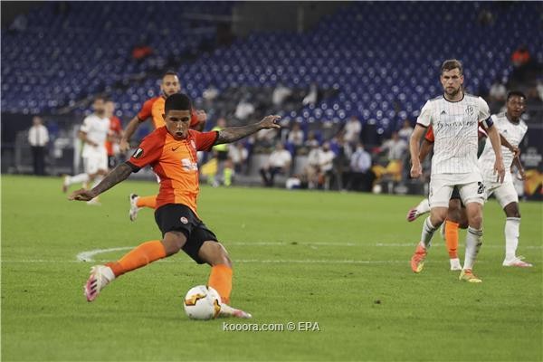 بالصور.. شاختار يسحق بازل في طريقه لنصف نهائي اليوروبا ليج