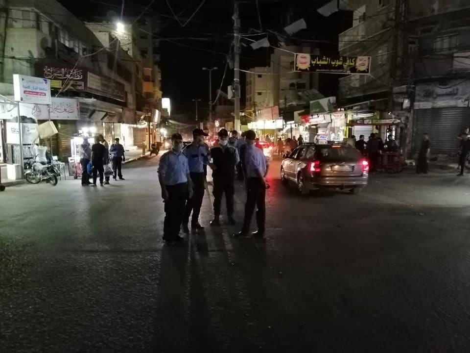 بعد اكتشاف إصابات بكورونا
