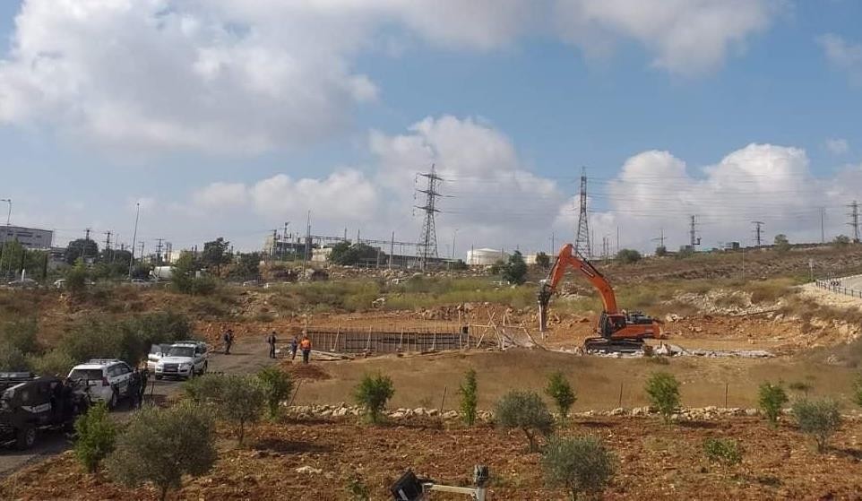 الاحتلال ينتهك أراضي وأملاك مواطني مدينة القدس