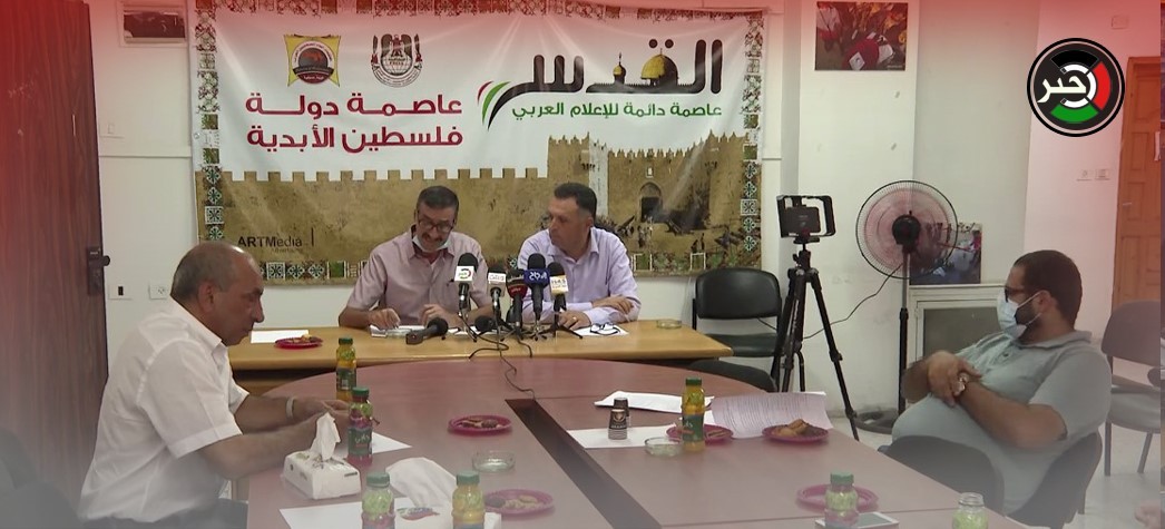 نفت مرور الجامعة بأزمة مالية