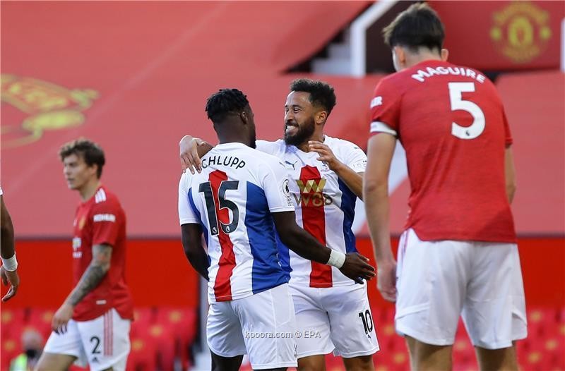 بالصور : مانشستر ينايتد يستهل الموسم بخسارة صادمة امام كريستال بالاس