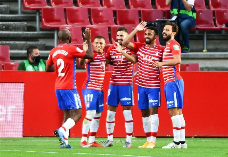 بالصور : غرناطة تتصدر الليجا الاسبانية بفوزه على بلباو