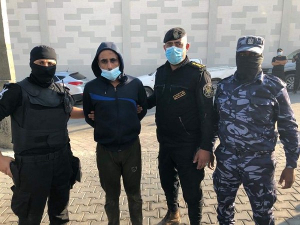داخلية غزة توثق لحظة اعتقال المتهم بقتل جبر القيق في الزوايدة