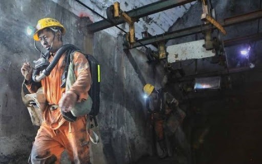 بالصور: أول أكسيد الكربون يقتل 16 عاملاً في منجم فحم بالصين