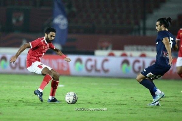بالصور : الاهلي يضرب انبي بثلاثية رغم الغيابات