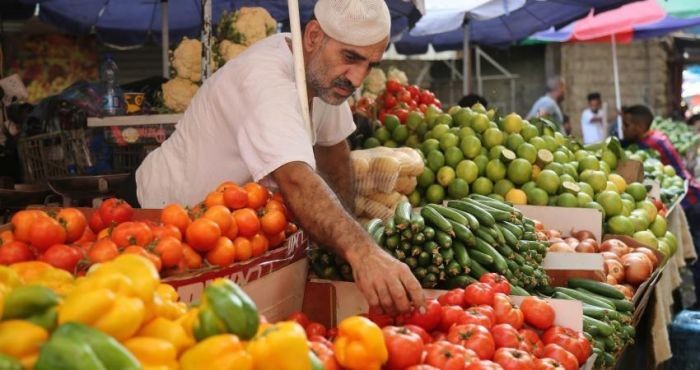 اقتصاد غزة تُصدر القائمة الإرشادية للمواد والسلع الأساسية للمستهلك