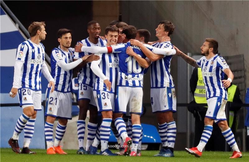 بالصور : ريال سوسيداد يتصدر الليجا بفوزه على خيتافي بثلاثية نظيفة