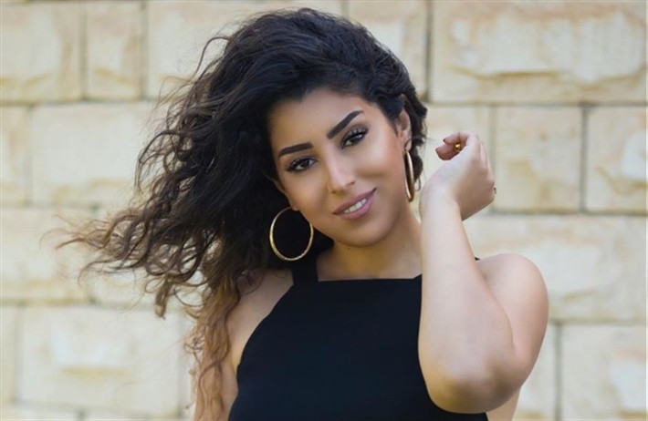 شاهدوا: الفنانة "أيتن عامر" تستعرض رشاقتها في أحدث ظهور