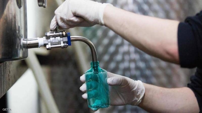 نفدت مشروباتهم الكحولية فشربوا معقم اليدين..والنتيجة كارثية