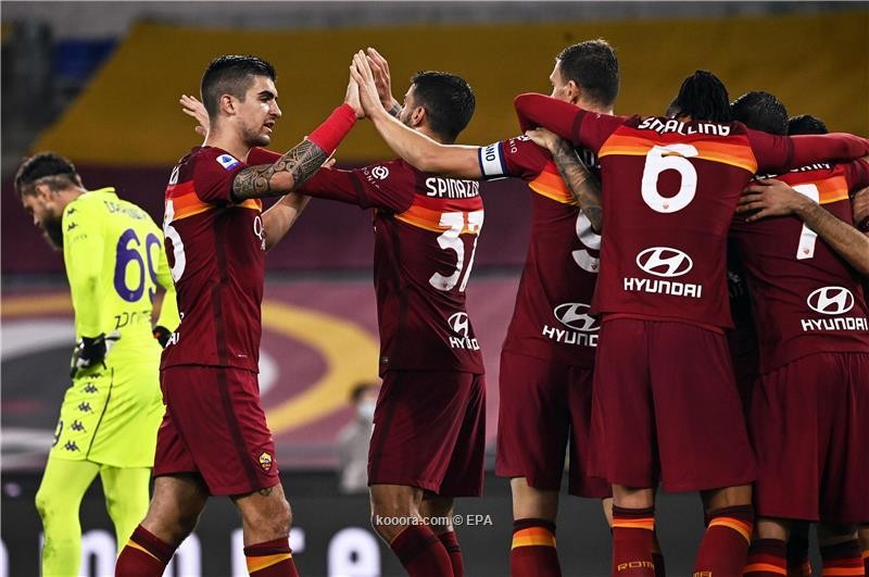 بالصور.. روما يواصل صحوته بثنائية في فيورنتينا