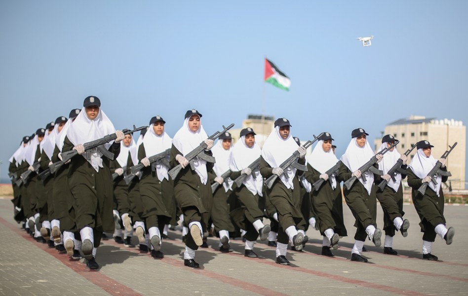 فتح باب تسجيل الإناث للعمل بوزارة الداخلية في قطاع غزة