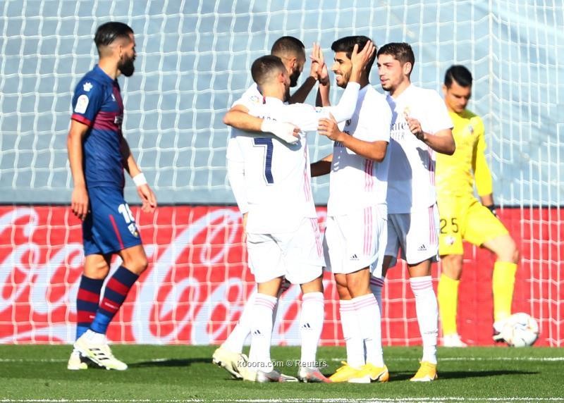 بالصور: ريال مدريد يسحق هويسكا برباعية