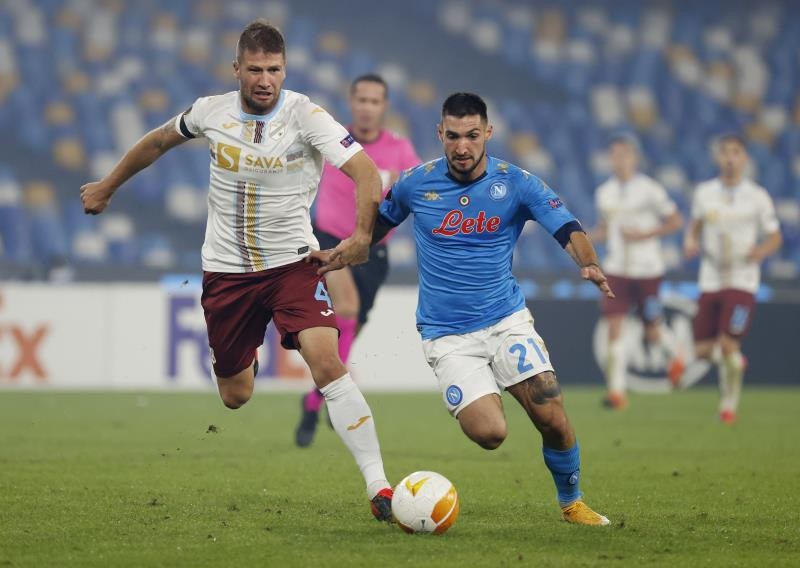 بالصور : نابولي يعبر ريجيكا بالدوري الأوروبي.. وصراع الصدارة يشتعل