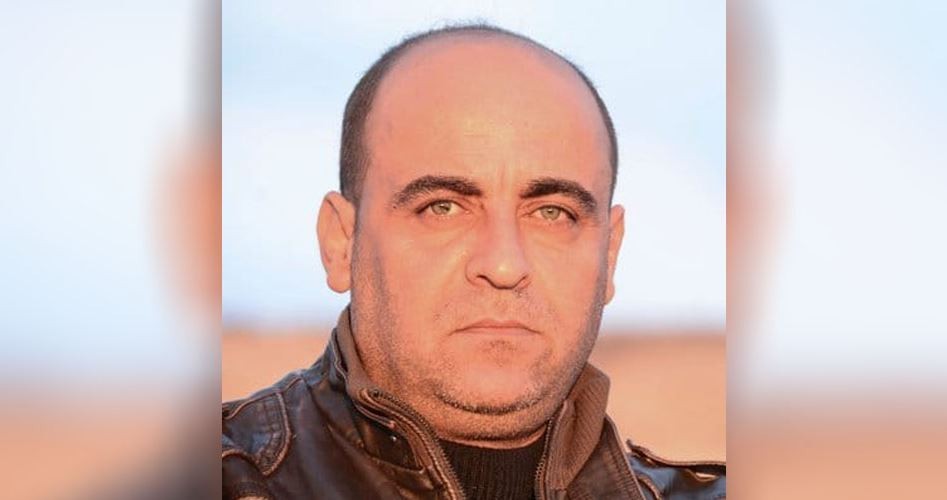 السلطة تفرج عن الناشط نزار بنات