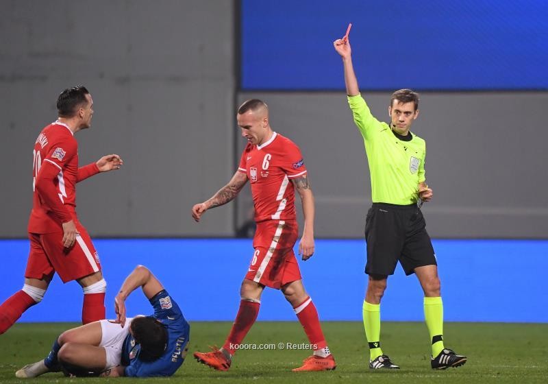 بالصور : ايطاليا تعبر بولندة بسهولة ويحتفظ بالصدارة