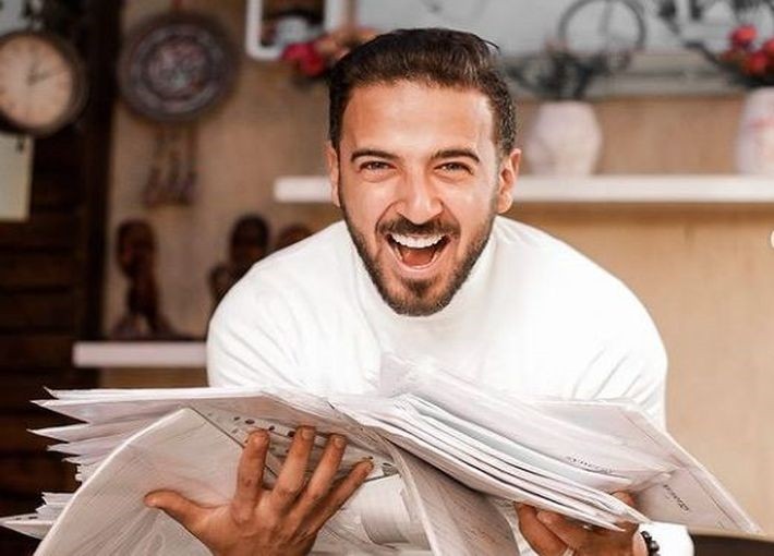 شاهدوا: الفنان المصري "محمد مهران" يكشف كواليس كتابة مسلسل لؤلؤ