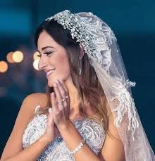 بالفيديو :  كورونا يؤجل زفاف أمينة خليل.. الفنانة تكشف الموعد الجديد