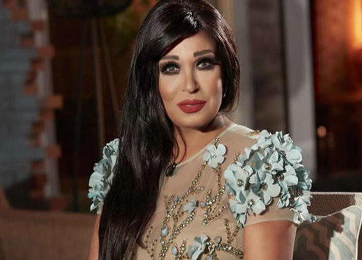 بالفيديو: الفنانة المصرية "فيفي عبده" عن أزمتها الصحية: مكنتش قادرة أمشي على رجلي