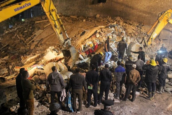 4 قتلى إثر انهيار مبنى سكني في القاهرة