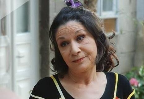 شاهدوا: على طريقتها الطريفة.. الفنانة سامية الجزائري ترد على منتقدي مظهرها
