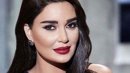 بالفيديو:سيرين عبد النور تصاب برعب بعد إشهار حسن الرداد مسدسا في وجهها