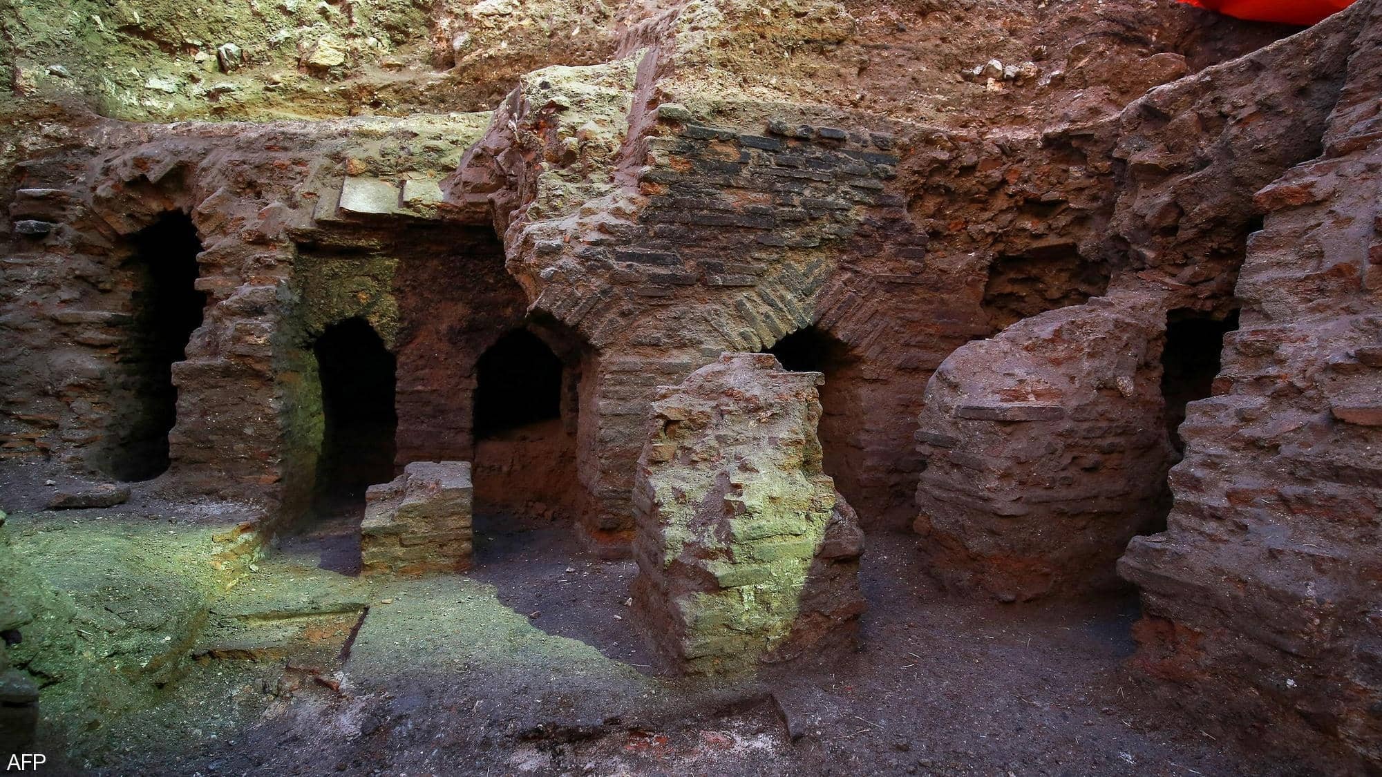 شاهدوا: جدل روماني بعاصمة "|الأردن" الآثار أم تحديث البنية التحتية؟