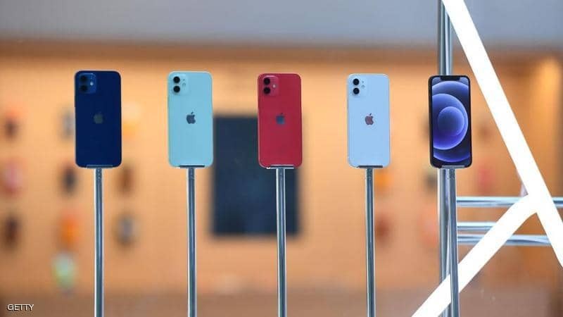 رقم صادم.. كم تبلغ التكلفة الفعلية لإنتاج ‏"آيفون 12"؟