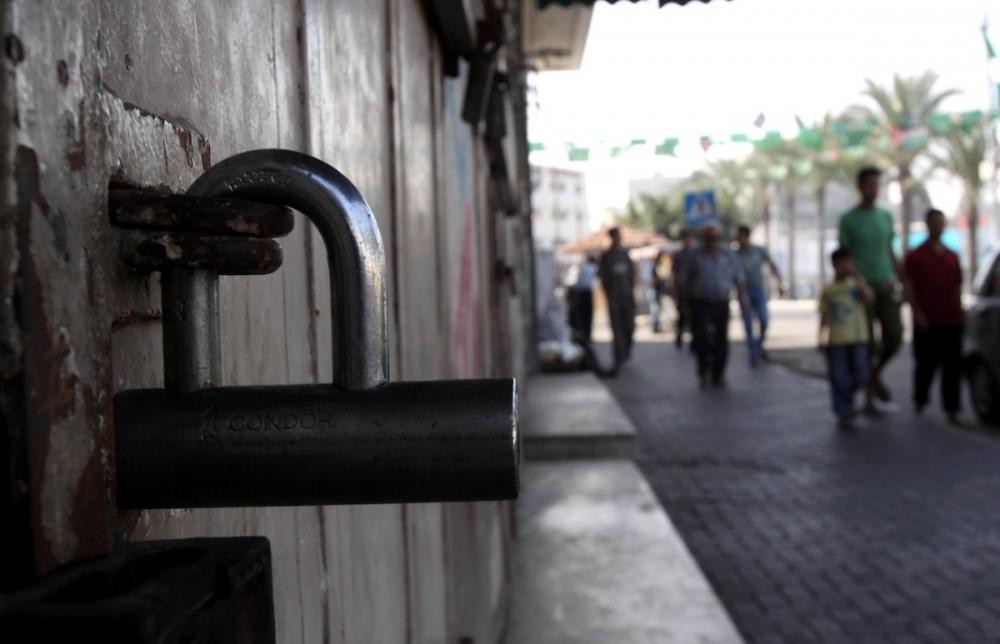 جائحة كورونا تتسبب بأضرار في قطاع العمال بغزة