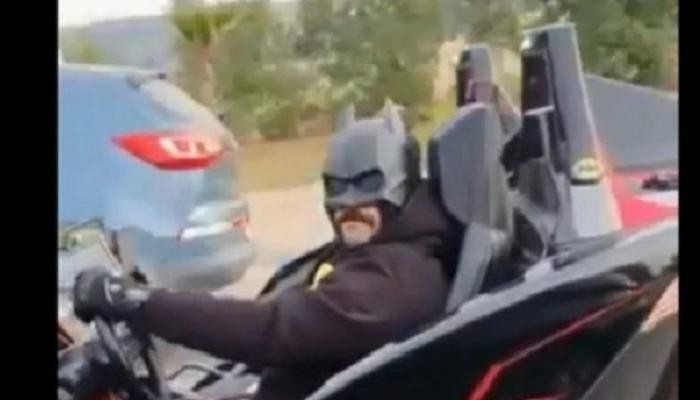 بالفيديو: ظهور باتمان في أحد شوارع القاهرة