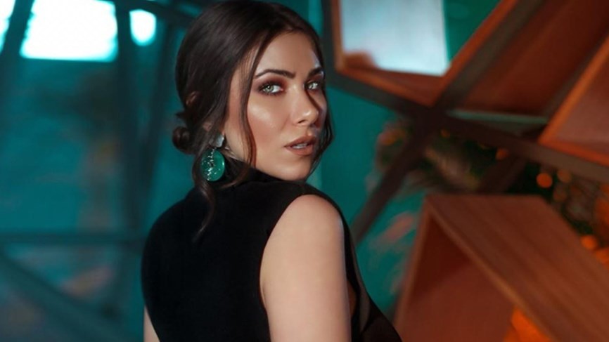 بالفيديو | الممثلة اللبنانية "دانييلا رحمة" وموقفها من مشهد القبلة في المسلسلات