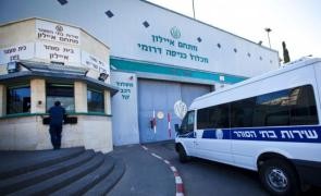 شؤون الأسرى: استقرار الوضع الصحي للأسير "برقان" على أجهزة التنفس الاصطناعي