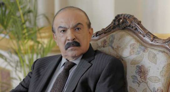 متأثرا بإصابته بفيروس كورونا