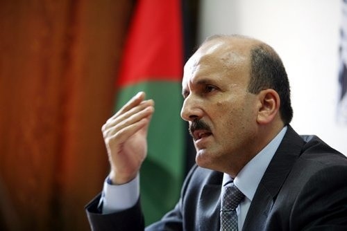 تعيين طلال دويكات مفوضًا سياسيًا لفلسطين والناطق باسم الأجهزة الأمنية