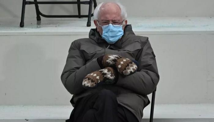 شاهدوا: بيع دمية بيرني ساندرز بـ"سعر خيالي"