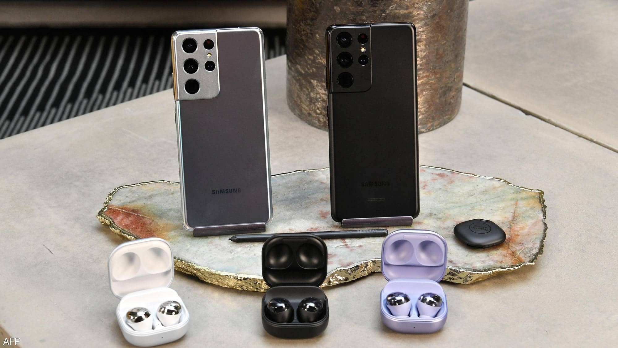 السعر والمميزات