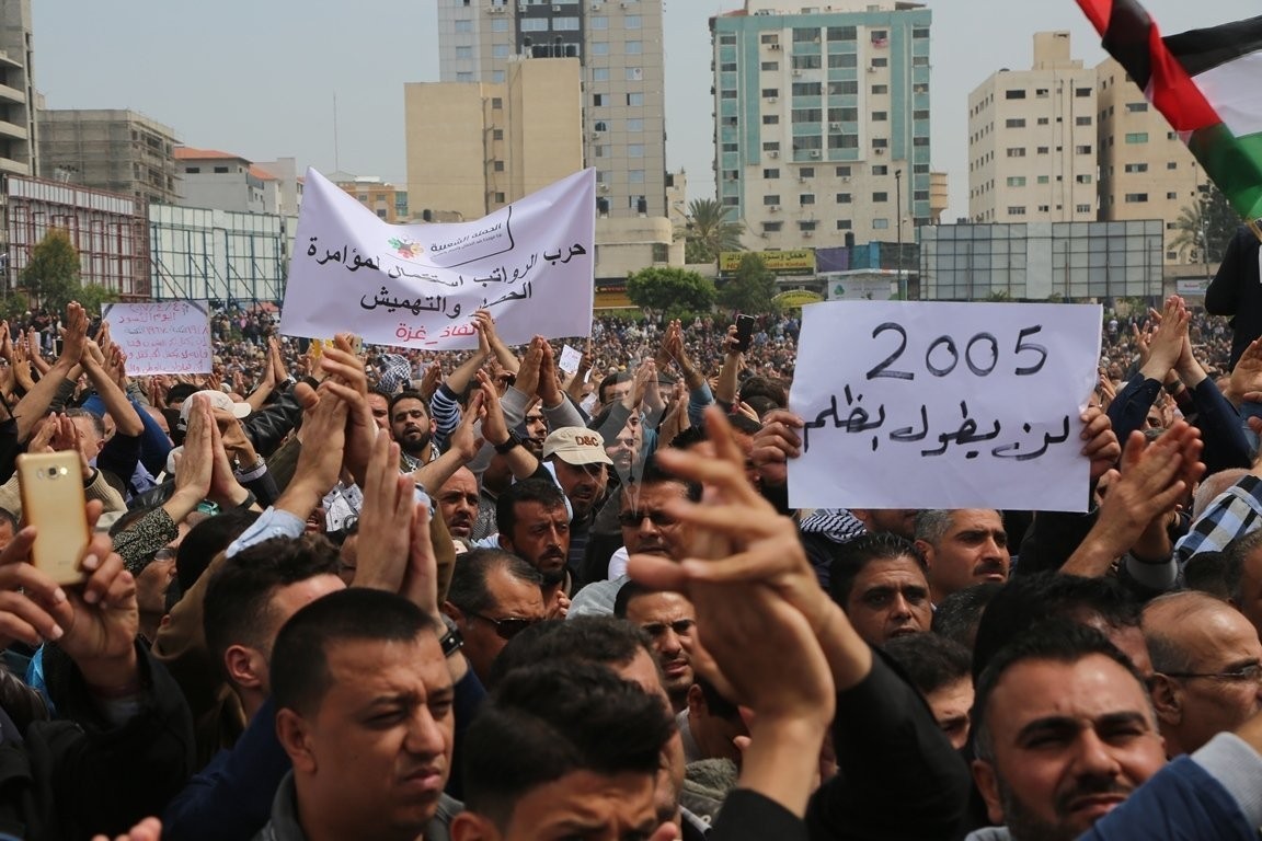 مستشار رئيس الوزراء يتحدث عن بشريات جديدة لتعيينات 2005