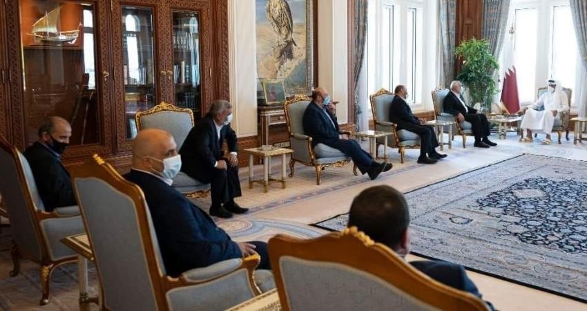 تفاصيل لقاء هنية مع أمير قطر في الدوحة