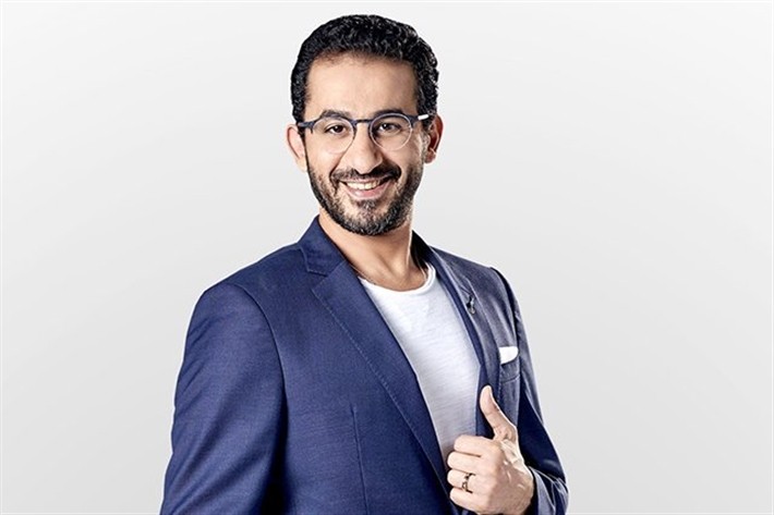 شاهدوا | النجمين "أحمد حلمي ومنى زكي" يلفتان الأنظار في أحدث صورة لهما