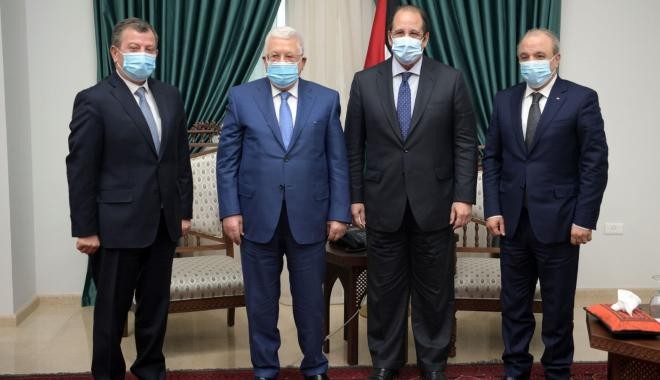 تفاصيل لقاء الرئيس عباس مع رئيسي جهازي المخابرات العامة المصرية والأردنية