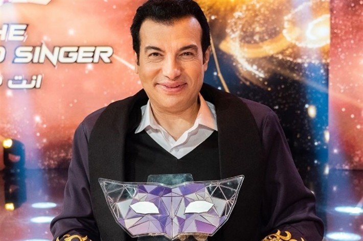 شاهدوا: إيهاب توفيق: جزمة "الكوبرا" في The Masked Singer مقاس 99