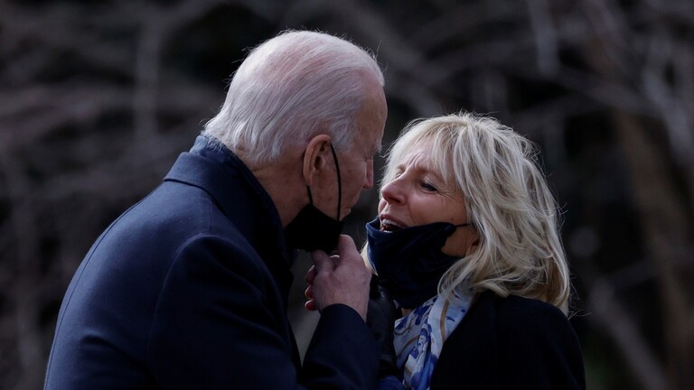 بالفيديو | سيدة البيت الأبيض تحتفل بـ"عيد الحب" مبكرا