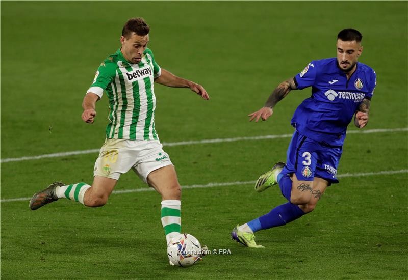 بالصور.. بيتيس يخطف خيتافي بركلة جزاء في الليجا